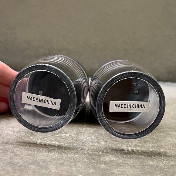 Set of 2 Cook's Essentials Battery Operated Auto Spice Gravity Mills, 8" x 2” - Picture 6 of 9